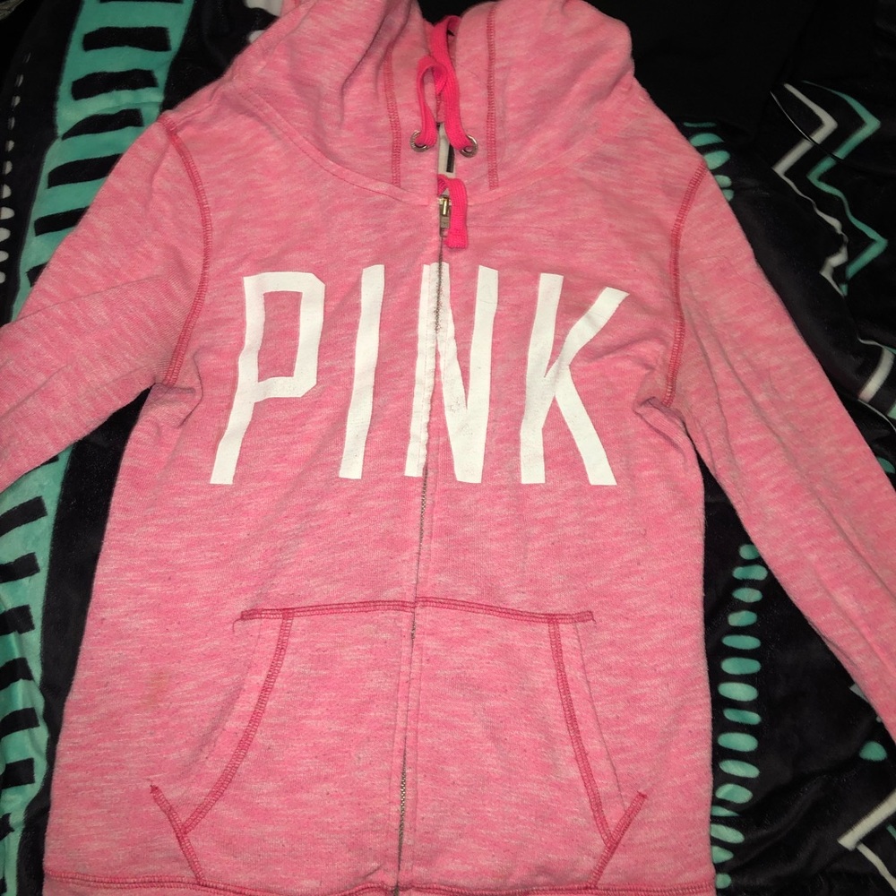 PINK VS SWEATSHIRT AND LEGGING OUTFIT
